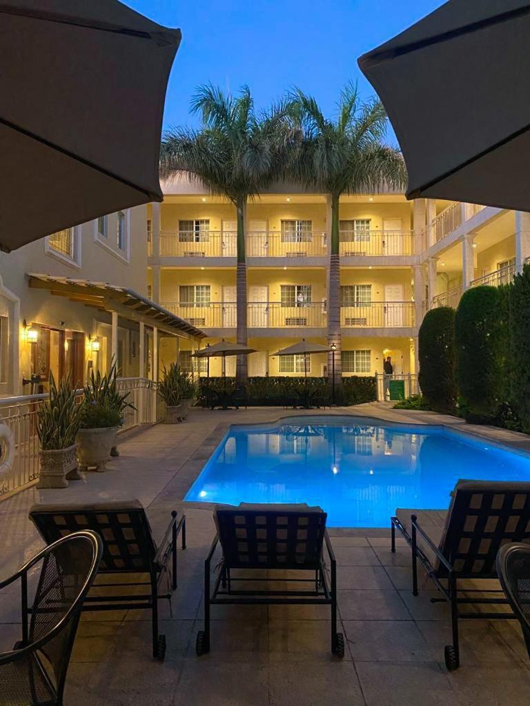 Fresno Galerias Hotel Torreon Exterior photo